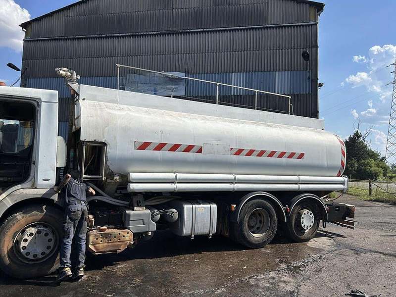 Renault 320 - Truk tangki: gambar 5 Renault 320 - Truk tangki: gambar 5