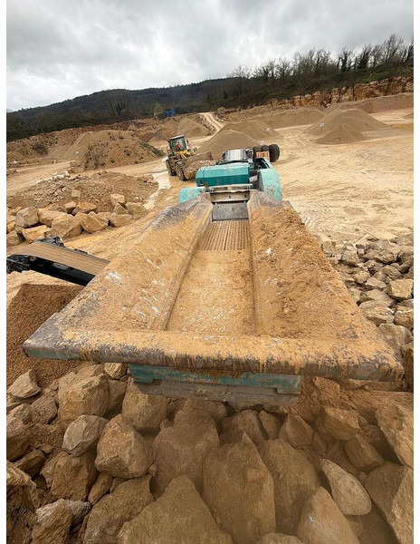 Terex POWERSCREEN PREMIER TRAX300 - Tanaman penghancur: gambar 3 Terex POWERSCREEN PREMIER TRAX300 - Tanaman penghancur: gambar 3