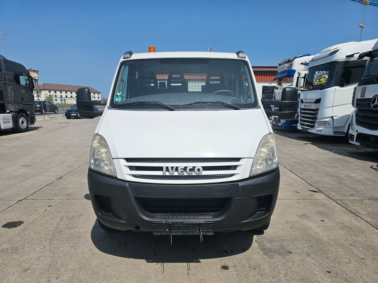 Iveco DAILY * DREISEITENKIPPER * MEILER * STANDHZ - Van jungkit, Van kombi: gambar 2 Iveco DAILY * DREISEITENKIPPER * MEILER * STANDHZ - Van jungkit, Van kombi: gambar 2