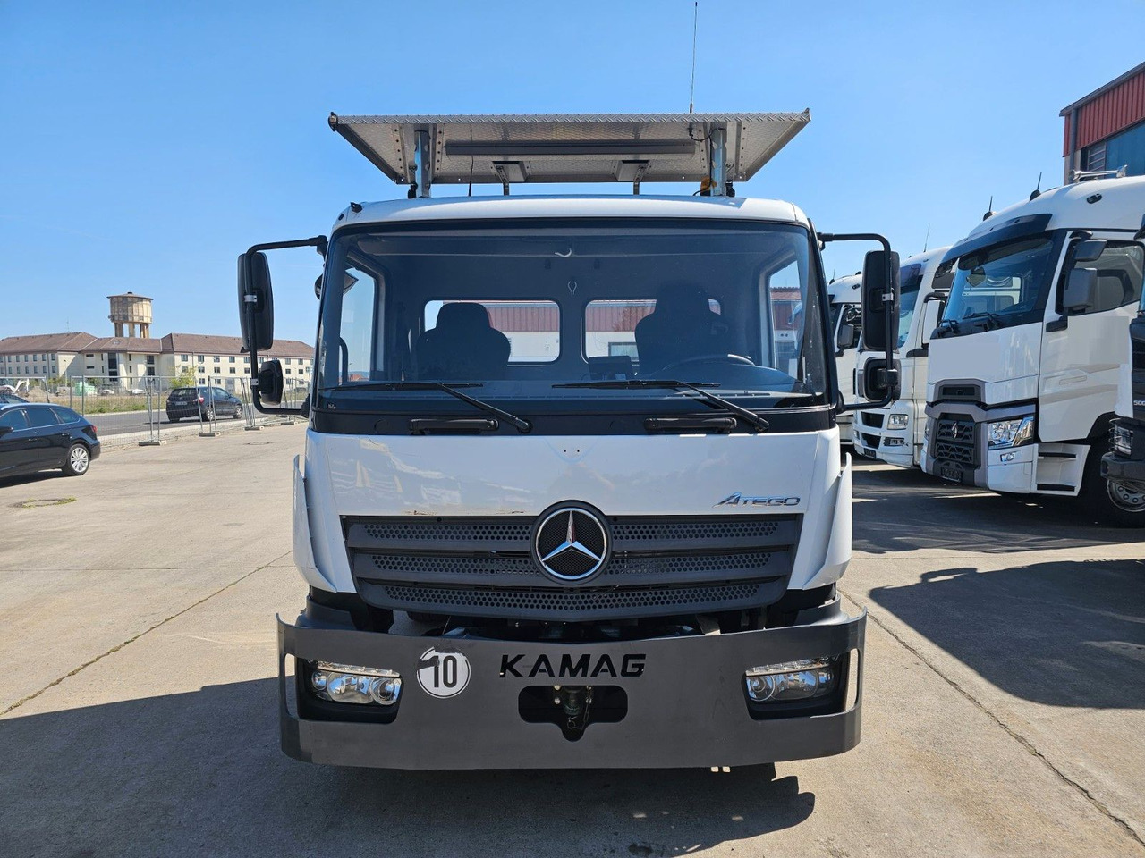 Mercedes-Benz KAMAG * WBH25 * UMSETZER * KLIMA * STANDHEIZ. * - Pengangkut kontainer/ Container truck: gambar 2 Mercedes-Benz KAMAG * WBH25 * UMSETZER * KLIMA * STANDHEIZ. * - Pengangkut kontainer/ Container truck: gambar 2