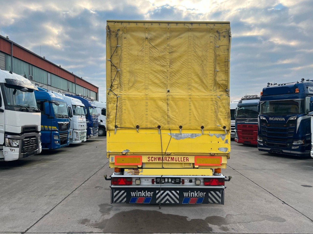 Schwarzmüller SPA 3E * PR.PL. * LENK/LIFTACHSE * LUFTFEDERUNG* - Semi-trailer dengan terpal samping: gambar 5 Schwarzmüller SPA 3E * PR.PL. * LENK/LIFTACHSE * LUFTFEDERUNG* - Semi-trailer dengan terpal samping: gambar 5