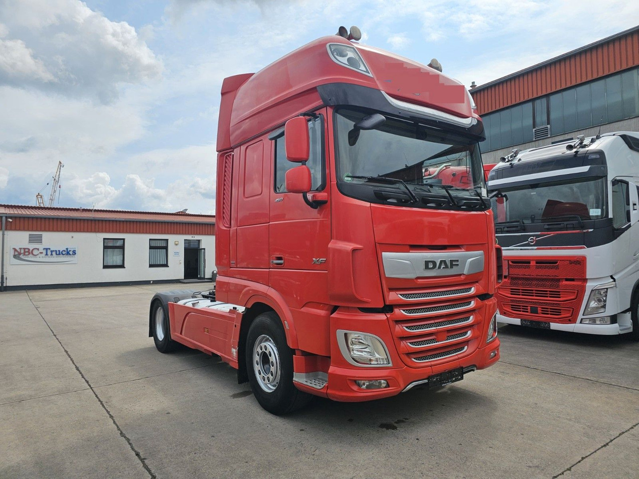 DAF XF 450 FT * STANDKLIMA &-HEIZUNG * ACC * 2X TANK - Tractor head: gambar 3 DAF XF 450 FT * STANDKLIMA &-HEIZUNG * ACC * 2X TANK - Tractor head: gambar 3