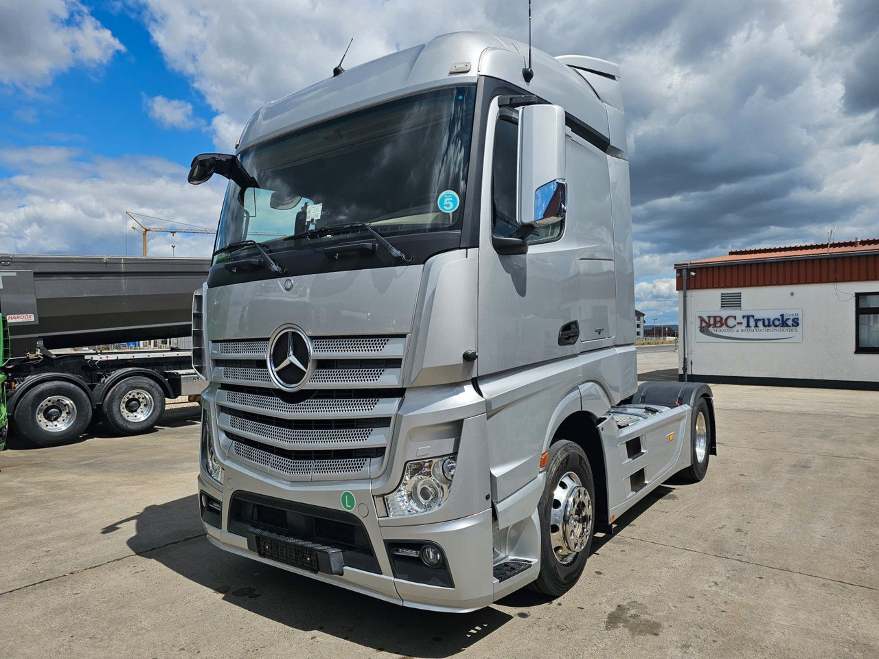Mercedes-Benz ACTROS 1851 * 2X VORHANDEN * ACC * STANDH. *EUR5 - Tractor head: gambar 1 Mercedes-Benz ACTROS 1851 * 2X VORHANDEN * ACC * STANDH. *EUR5 - Tractor head: gambar 1
