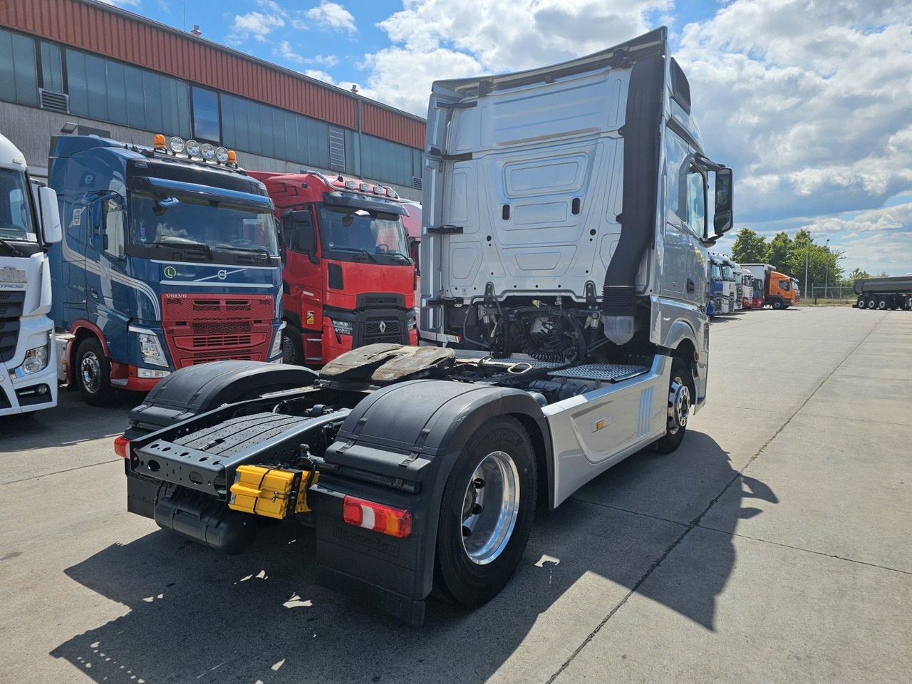 Mercedes-Benz ACTROS 1851 * 2X VORHANDEN * ACC * STANDH. *EUR5 - Tractor head: gambar 5 Mercedes-Benz ACTROS 1851 * 2X VORHANDEN * ACC * STANDH. *EUR5 - Tractor head: gambar 5