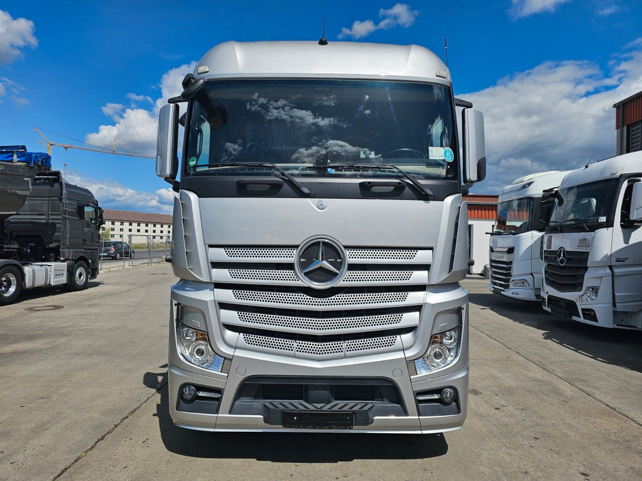 Mercedes-Benz ACTROS 1851 * 2X VORHANDEN * ACC * STANDH. *EUR5 - Tractor head: gambar 2 Mercedes-Benz ACTROS 1851 * 2X VORHANDEN * ACC * STANDH. *EUR5 - Tractor head: gambar 2
