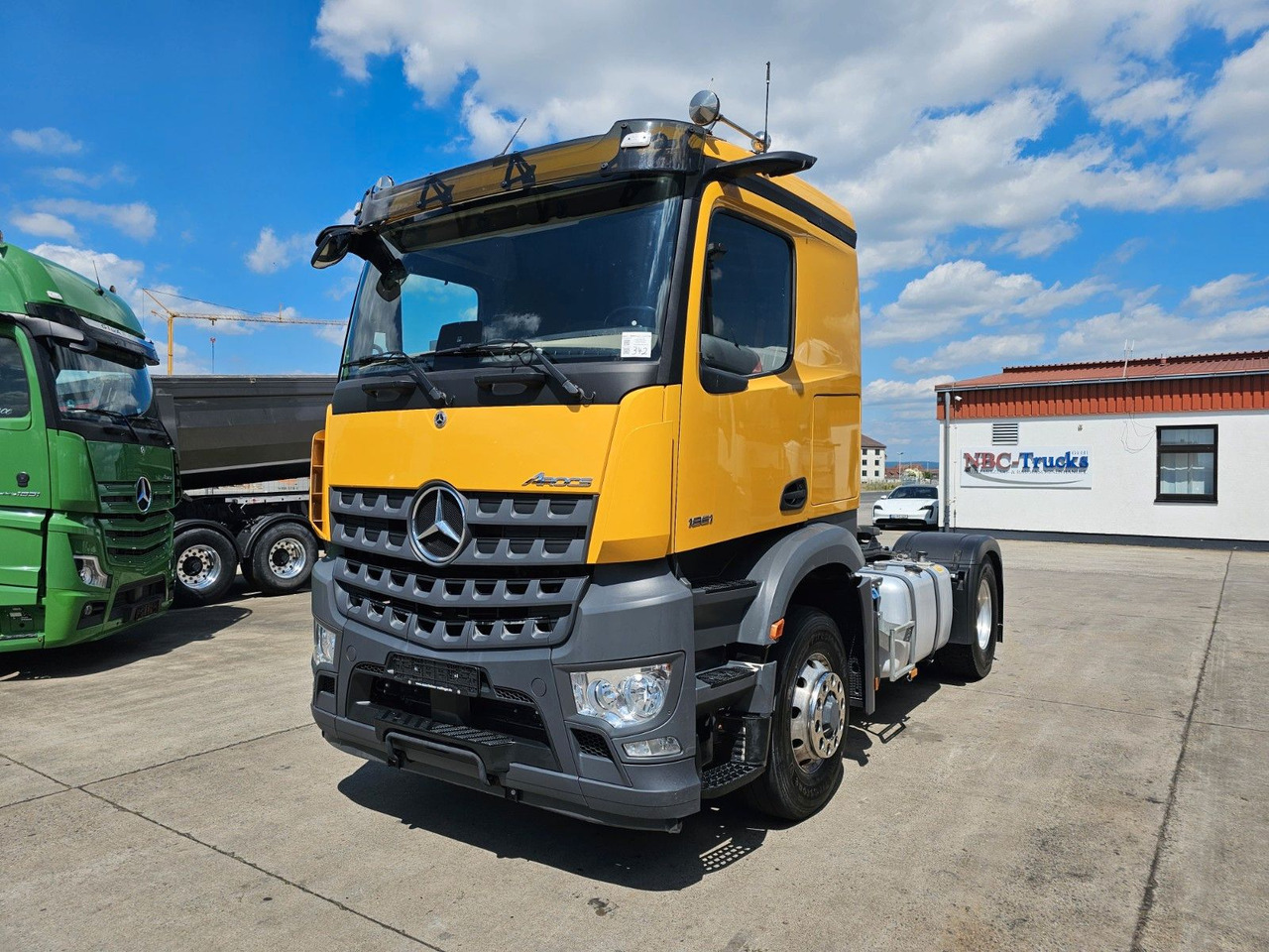 Mercedes-Benz AROCS 1851 LS * HYDRO-DRIVE * ACC * STANDKLIMA * - Tractor head: gambar 1 Mercedes-Benz AROCS 1851 LS * HYDRO-DRIVE * ACC * STANDKLIMA * - Tractor head: gambar 1