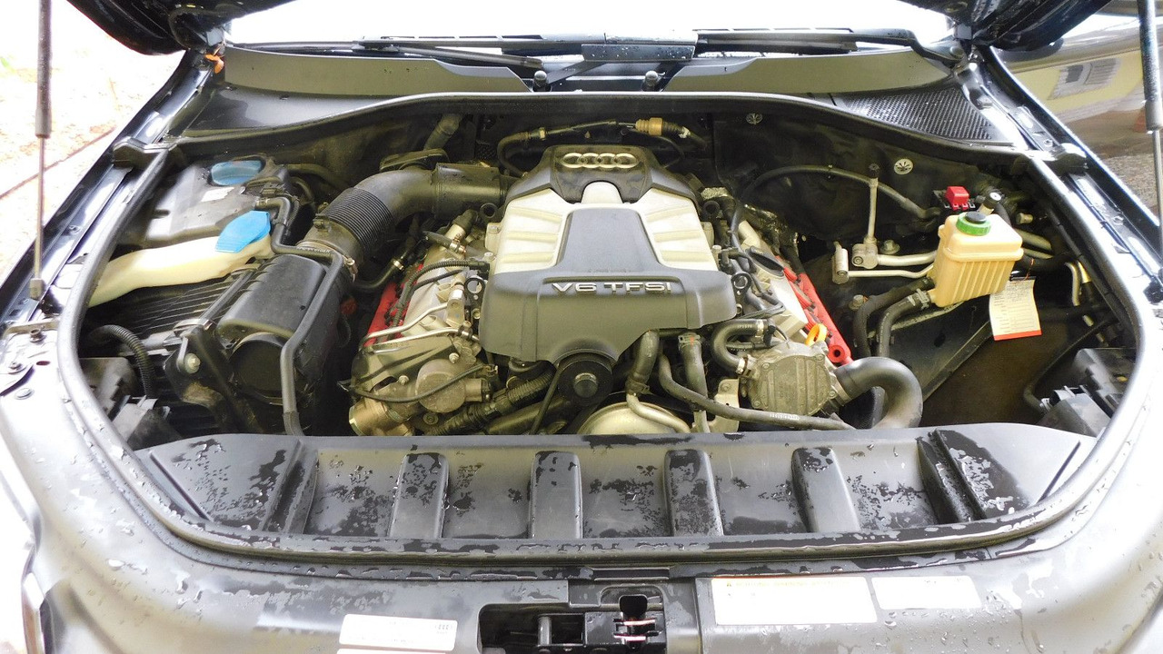 Audi Q7 3.0TFSI 7-Sitzer perfect for UA Export - Mobil SUV: gambar 2 Audi Q7 3.0TFSI 7-Sitzer perfect for UA Export - Mobil SUV: gambar 2