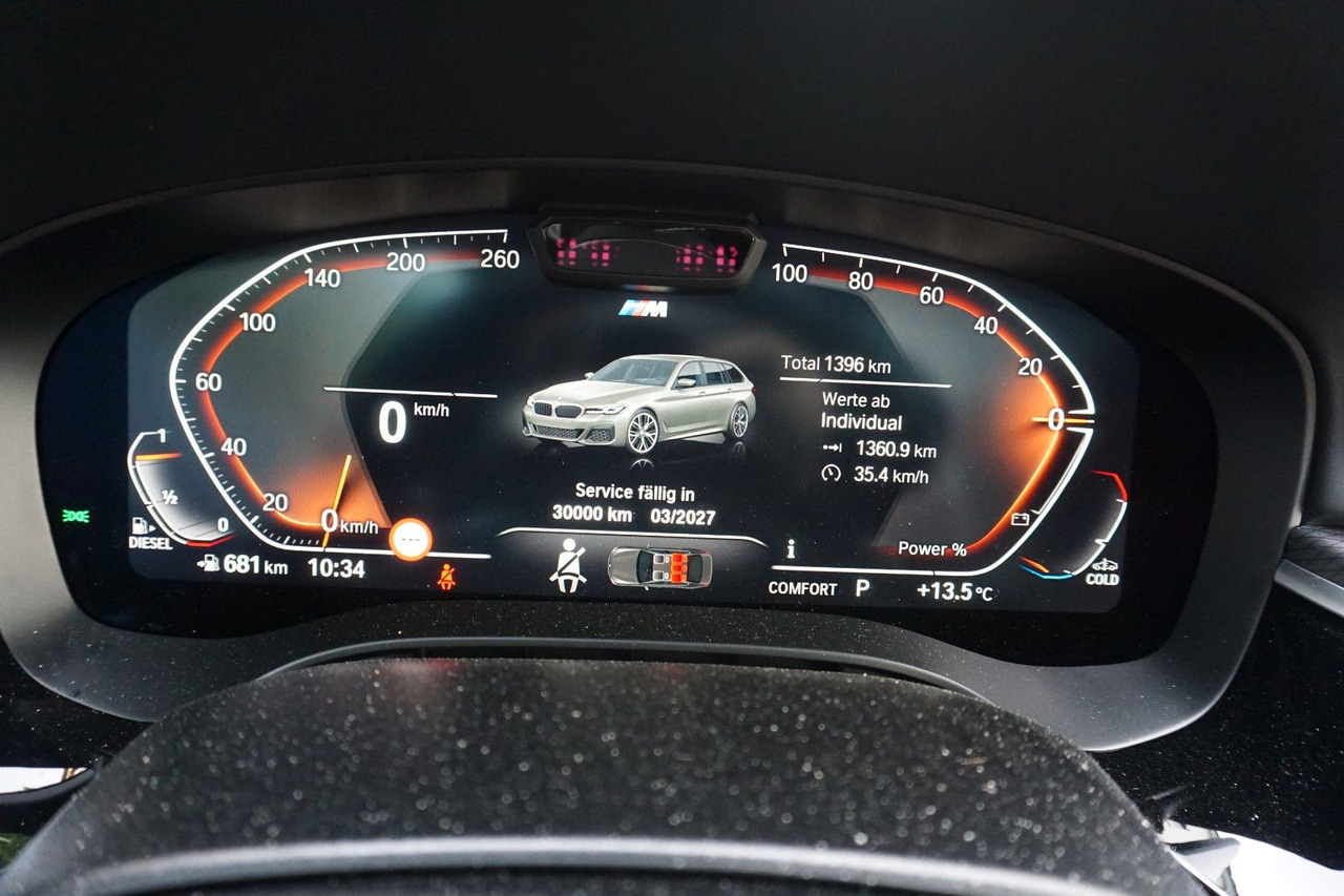 BMW 530 xDrive Touríng - Station wagon: gambar 3 BMW 530 xDrive Touríng - Station wagon: gambar 3