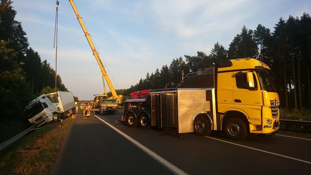 Mercedes-Benz Arocs 4163 8x4 G&G Heavy Wrecker Mercedes-Benz Arocs 4163 8x4 G&G Heavy Wrecker - Mobil derek: gambar 1 Mercedes-Benz Arocs 4163 8x4 G&G Heavy Wrecker Mercedes-Benz Arocs 4163 8x4 G&G Heavy Wrecker - Mobil derek: gambar 1