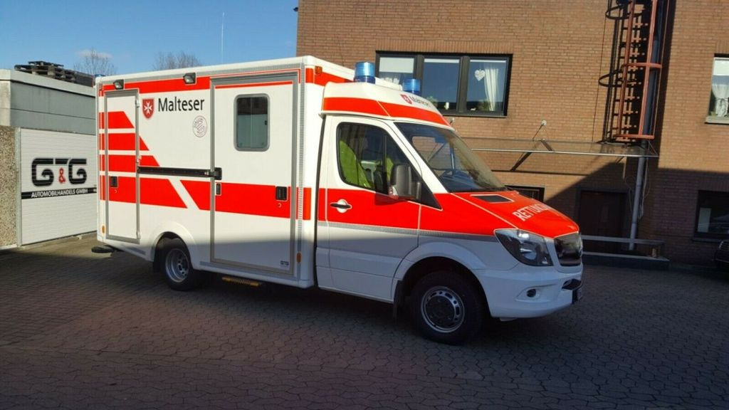 Mercedes-Benz Sprinter 516 / ATM 0km / WAS Koffer Mercedes-Benz Sprinter 516 / ATM 0km / WAS Koffer - Ambulans: gambar 1 Mercedes-Benz Sprinter 516 / ATM 0km / WAS Koffer Mercedes-Benz Sprinter 516 / ATM 0km / WAS Koffer - Ambulans: gambar 1