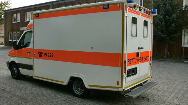 Mercedes-Benz Sprinter 516 CDI /on Stock / Mercedes-Benz Sprinter 516 CDI /on Stock / - Ambulans: gambar 5 Mercedes-Benz Sprinter 516 CDI /on Stock / Mercedes-Benz Sprinter 516 CDI /on Stock / - Ambulans: gambar 5