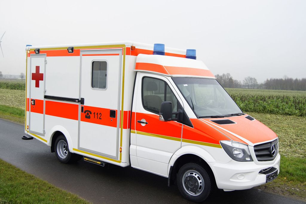 Mercedes-Benz Sprinter 516 // Mod. 2014 // 1 J Garantie // - Ambulans: gambar 3 Mercedes-Benz Sprinter 516 // Mod. 2014 // 1 J Garantie // - Ambulans: gambar 3