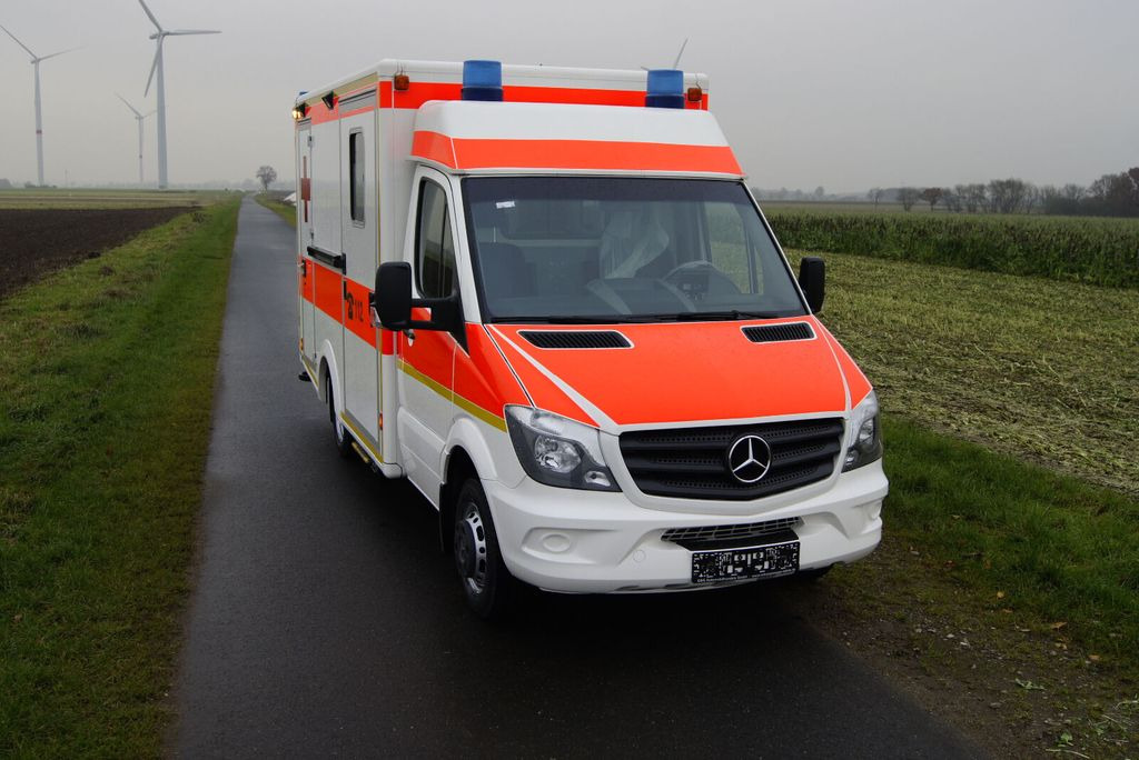 Mercedes-Benz Sprinter 516 // inkl. 1 Jahr Garantie Mercedes-Benz Sprinter 516 // inkl. 1 Jahr Garantie - Ambulans: gambar 2 Mercedes-Benz Sprinter 516 // inkl. 1 Jahr Garantie Mercedes-Benz Sprinter 516 // inkl. 1 Jahr Garantie - Ambulans: gambar 2