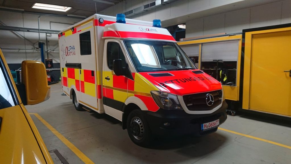Mercedes-Benz Sprinter 519 ATM 0 KM WAS Koffer Mercedes-Benz Sprinter 519 ATM 0 KM WAS Koffer - Ambulans: gambar 2 Mercedes-Benz Sprinter 519 ATM 0 KM WAS Koffer Mercedes-Benz Sprinter 519 ATM 0 KM WAS Koffer - Ambulans: gambar 2