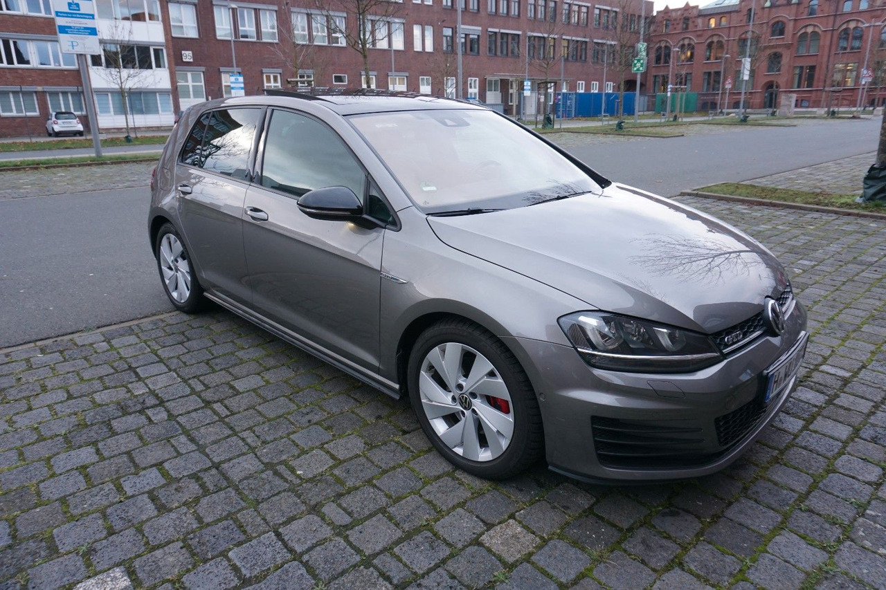 Volkswagen Golf 2.0 TDI DSG BMT GTD - Mobil sedan: gambar 4 Volkswagen Golf 2.0 TDI DSG BMT GTD - Mobil sedan: gambar 4
