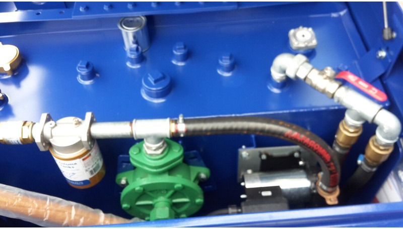 Brandstof aanhanger - Trailer flatbed: gambar 4 Brandstof aanhanger - Trailer flatbed: gambar 4