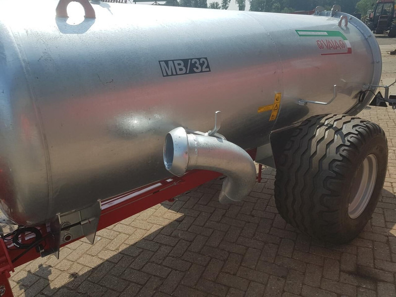 MB 32 Water tank - Trailer tangki: gambar 4 MB 32 Water tank - Trailer tangki: gambar 4