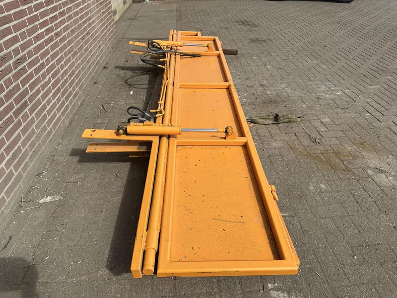 Onbekend  - Tubuh dan eksterior: gambar 4 Onbekend  - Tubuh dan eksterior: gambar 4