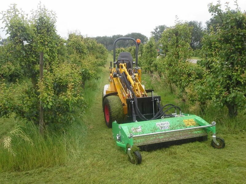 Peruzzo hydraulische klepelmaaier - Mesin pemotong chopper/ Mulcher: gambar 2 Peruzzo hydraulische klepelmaaier - Mesin pemotong chopper/ Mulcher: gambar 2