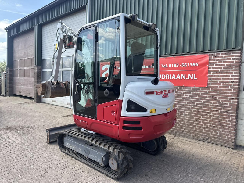 Takeuchi Kraan TB230 - Gebruikt - Ekskavator mini: gambar 2 Takeuchi Kraan TB230 - Gebruikt - Ekskavator mini: gambar 2