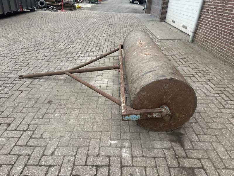 Landrol - Gebruikt - Rol pertanian: gambar 4 Landrol - Gebruikt - Rol pertanian: gambar 4