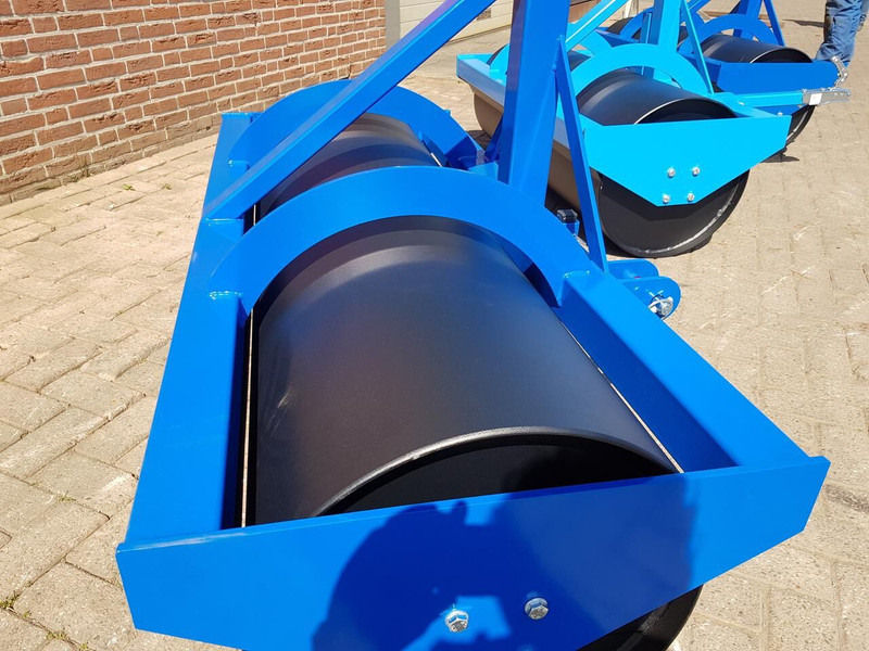 Landrol LR 160 - Rol pertanian: gambar 4 Landrol LR 160 - Rol pertanian: gambar 4