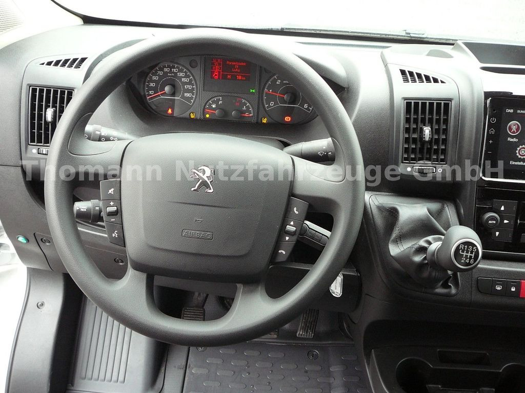 Interior photo 3: Van box baru Peugeot Boxer Premium Koffer Extra Tief Extra Hoch ! Peugeot Boxer Premium Koffer Extra Tief Extra Hoch ! Interior photo 3: Van box baru Peugeot Boxer Premium Koffer Extra Tief Extra Hoch ! Peugeot Boxer Premium Koffer Extra Tief Extra Hoch !