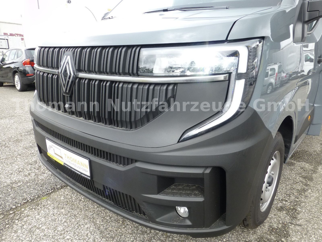 Van dengan terpal samping Renault NEW Master Pritsche Plane Premium 2025: gambar 9 Van dengan terpal samping Renault NEW Master Pritsche Plane Premium 2025: gambar 9