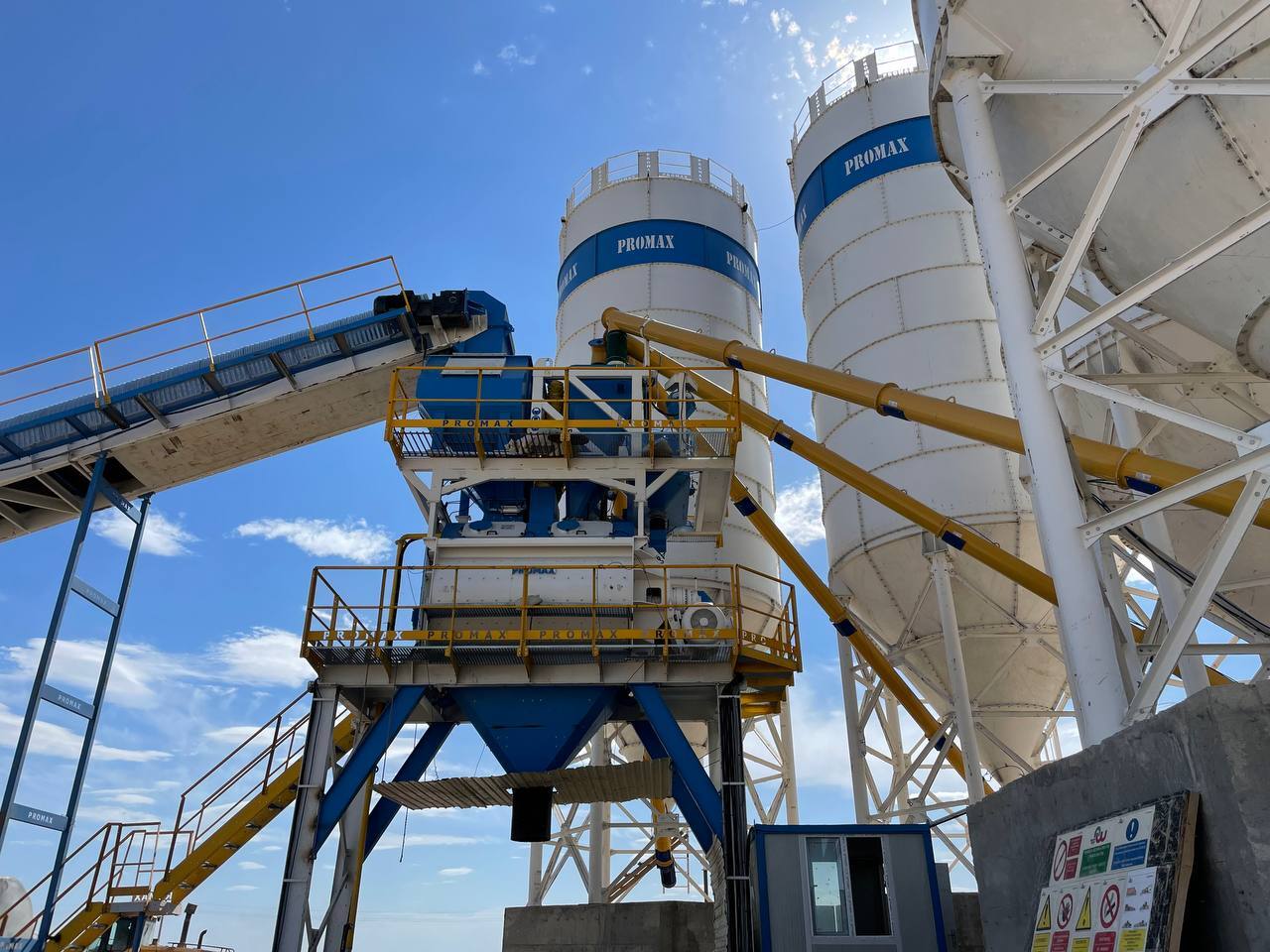 PROMAX STATIONARY CONCRETE BATCHING PLANT S200-TWN (200m3/h) - Pabrik beton: gambar 4 PROMAX STATIONARY CONCRETE BATCHING PLANT S200-TWN (200m3/h) - Pabrik beton: gambar 4