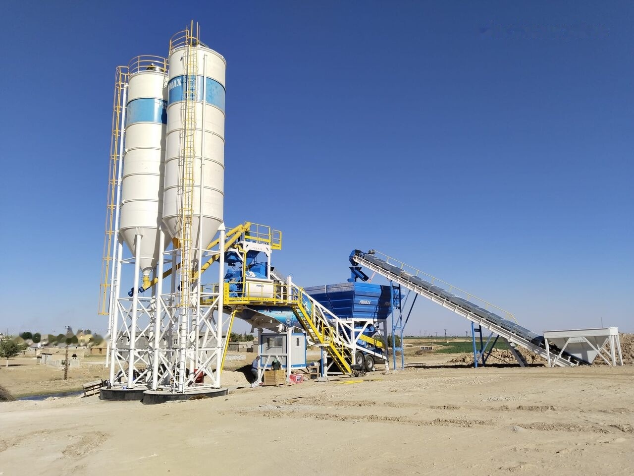 Promax Mobile Concrete Batching Plant M120-TWN (120m3/h) - Pabrik beton: gambar 5 Promax Mobile Concrete Batching Plant M120-TWN (120m3/h) - Pabrik beton: gambar 5