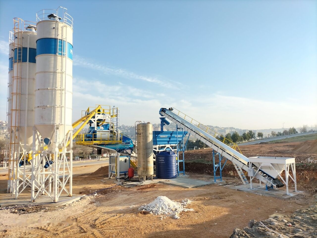 Promax Mobile Concrete Batching Plant PROMAX M100-TWN (100m³/h) - Pabrik beton: gambar 1 Promax Mobile Concrete Batching Plant PROMAX M100-TWN (100m³/h) - Pabrik beton: gambar 1