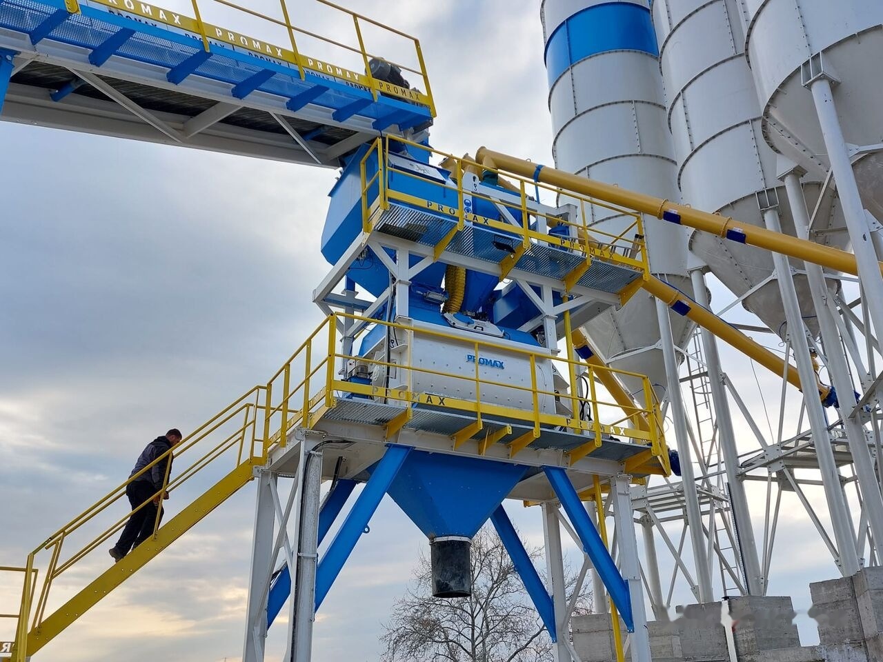 Promax Stationary Concrete Batching Plant S130-TWN (130m/h) - Pabrik beton: gambar 3 Promax Stationary Concrete Batching Plant S130-TWN (130m/h) - Pabrik beton: gambar 3