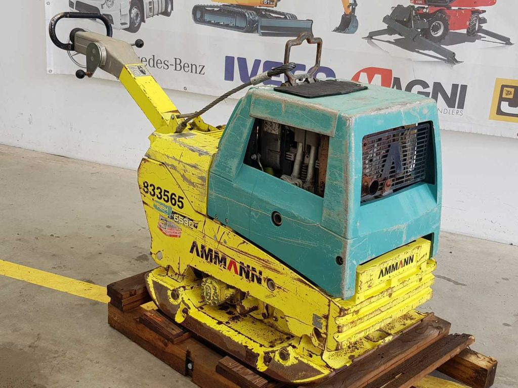 Ammann APH 6530 Rüttelplatte / 539kg / 2018 / Diesel Ammann APH 6530 Rüttelplatte / 539kg / 2018 / Diesel - Pelat getar: gambar 3 Ammann APH 6530 Rüttelplatte / 539kg / 2018 / Diesel Ammann APH 6530 Rüttelplatte / 539kg / 2018 / Diesel - Pelat getar: gambar 3