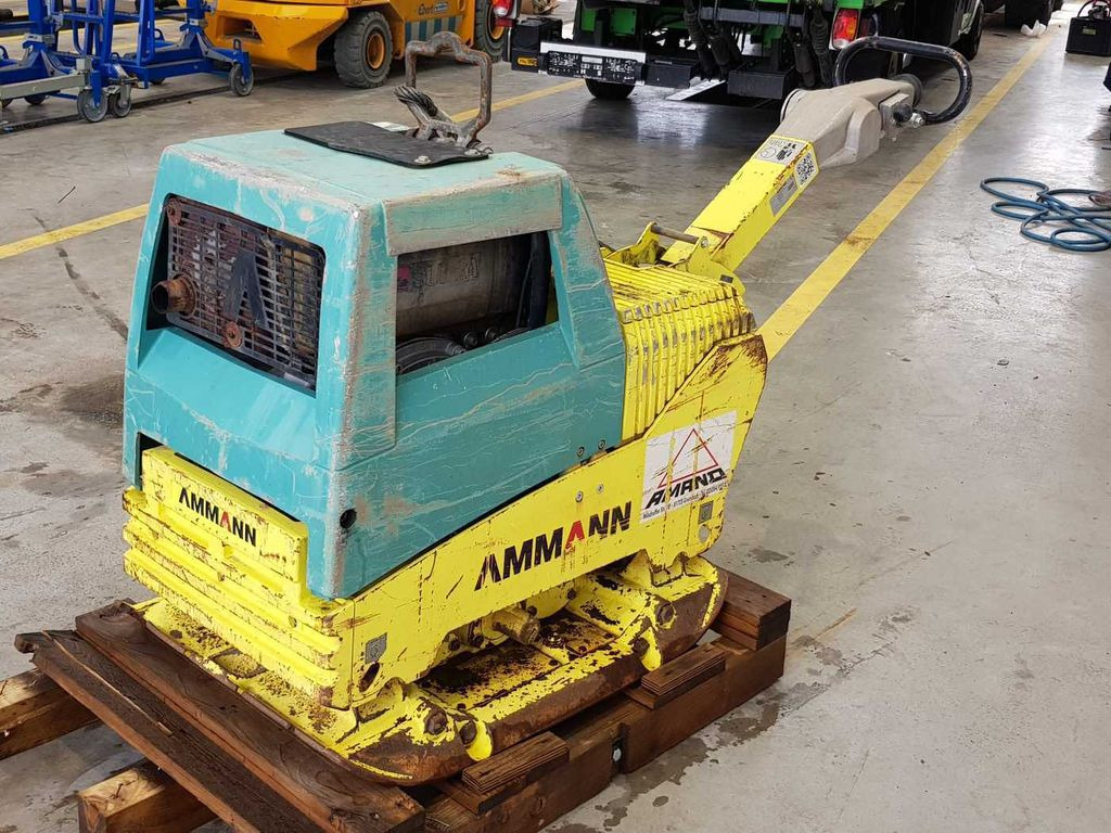 Ammann APH 6530 Rüttelplatte / 539kg / 2018 / Diesel Ammann APH 6530 Rüttelplatte / 539kg / 2018 / Diesel - Pelat getar: gambar 5 Ammann APH 6530 Rüttelplatte / 539kg / 2018 / Diesel Ammann APH 6530 Rüttelplatte / 539kg / 2018 / Diesel - Pelat getar: gambar 5