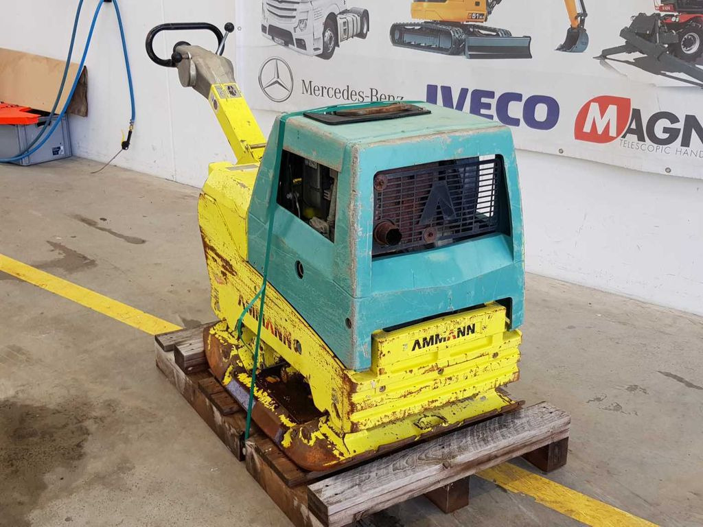 Ammann APH 6530 Rüttelplatte / 539kg / 2018 / Diesel Ammann APH 6530 Rüttelplatte / 539kg / 2018 / Diesel - Pelat getar: gambar 4 Ammann APH 6530 Rüttelplatte / 539kg / 2018 / Diesel Ammann APH 6530 Rüttelplatte / 539kg / 2018 / Diesel - Pelat getar: gambar 4