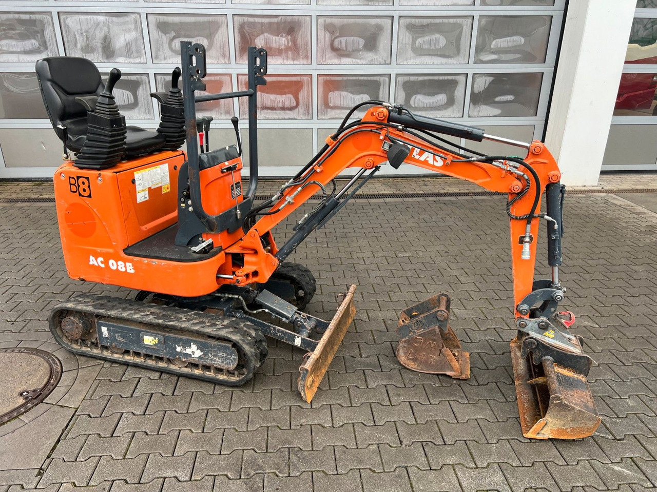 Atlas AC08B / 2022 / nur 1.011h / TL / GL - Ekskavator mini: gambar 2 Atlas AC08B / 2022 / nur 1.011h / TL / GL - Ekskavator mini: gambar 2