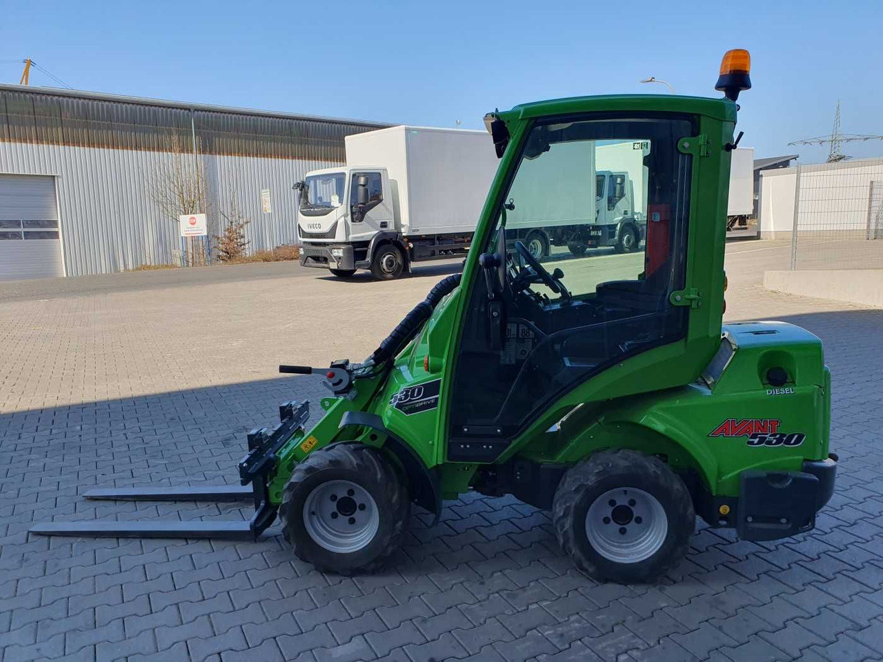 Wheel loader Avant Tecno 530 / nur 126h! /  Inkl. Anbaugeräte! / 2018: gambar 8