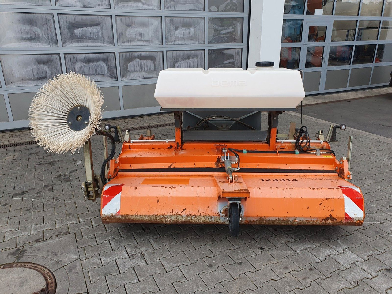 Bema 25 Dual Kehrmaschine / 2.050 mm / 2020 - Sapu: gambar 3 Bema 25 Dual Kehrmaschine / 2.050 mm / 2020 - Sapu: gambar 3