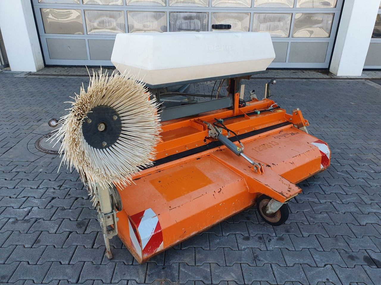 Bema 25 Dual Kehrmaschine / 2.050 mm / 2020 - Sapu: gambar 2 Bema 25 Dual Kehrmaschine / 2.050 mm / 2020 - Sapu: gambar 2