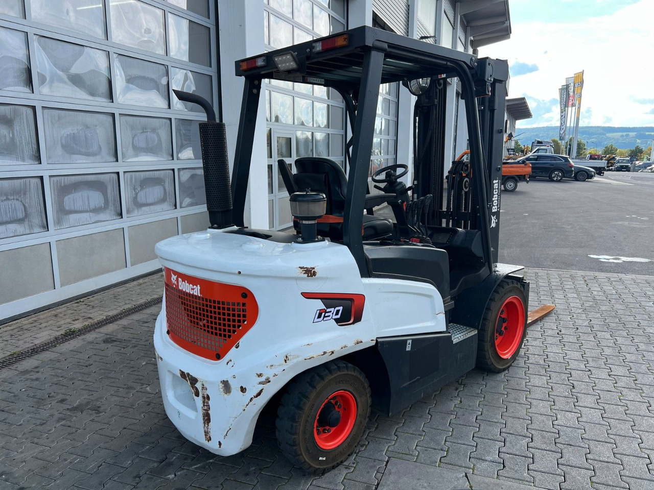 Bobcat D30NXS / nur 482h! / 12.2023 / SS - Forklift listrik: gambar 4 Bobcat D30NXS / nur 482h! / 12.2023 / SS - Forklift listrik: gambar 4