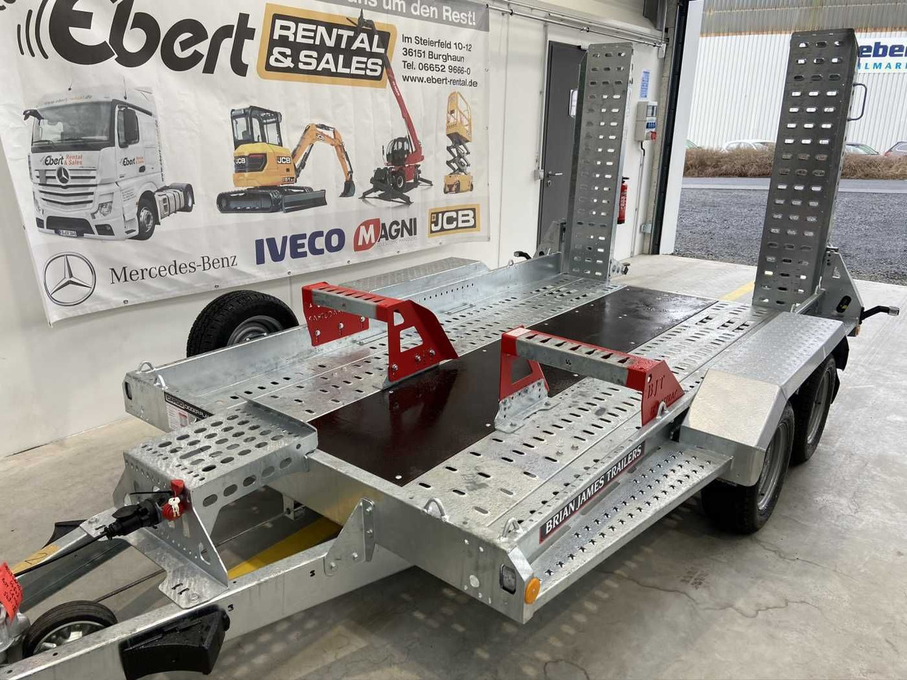 Brian James Cargo Digger Plant 2 / Länge: 3.200mm / 3.500kg - Trailer low bed: gambar 5 Brian James Cargo Digger Plant 2 / Länge: 3.200mm / 3.500kg - Trailer low bed: gambar 5
