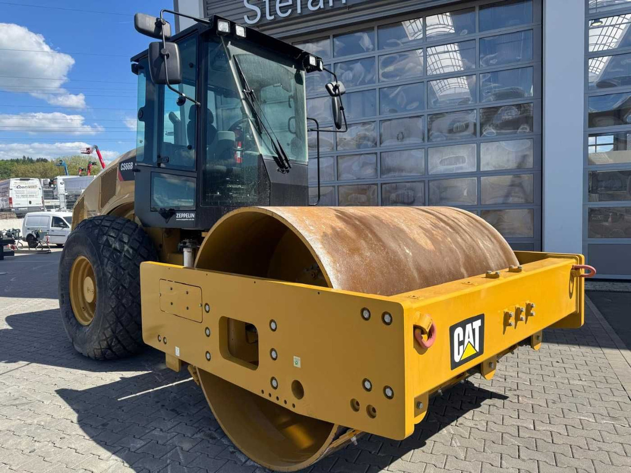 CAT CS66B / 2017 / nur 83h! / Klima / neuwertig! - Pemadat: gambar 2 CAT CS66B / 2017 / nur 83h! / Klima / neuwertig! - Pemadat: gambar 2