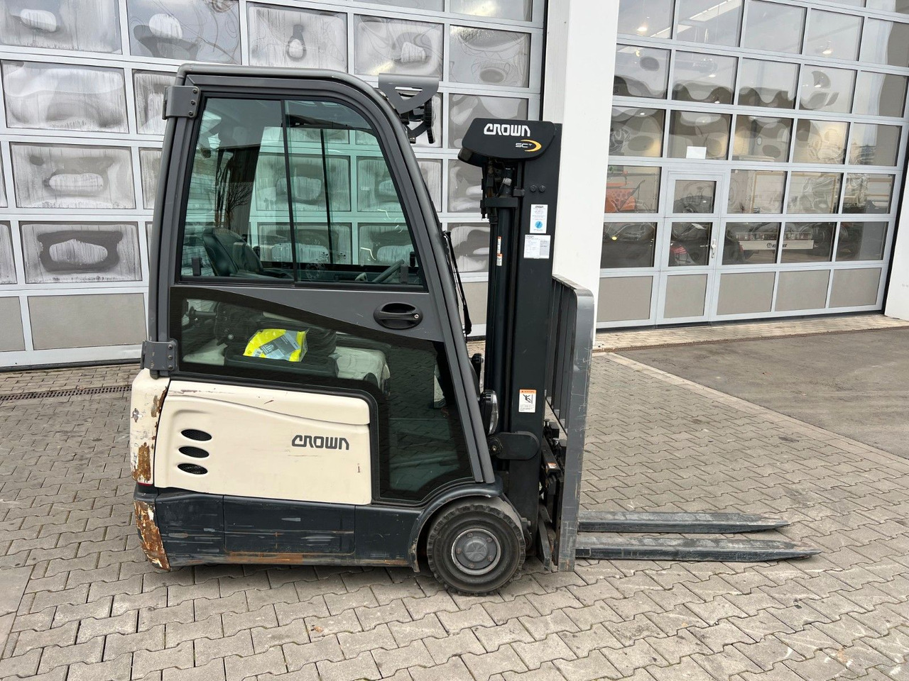 Crown SCT6020-1.3 /Triplex: 4.30m / SS / 2.090h! - Forklift listrik: gambar 3 Crown SCT6020-1.3 /Triplex: 4.30m / SS / 2.090h! - Forklift listrik: gambar 3