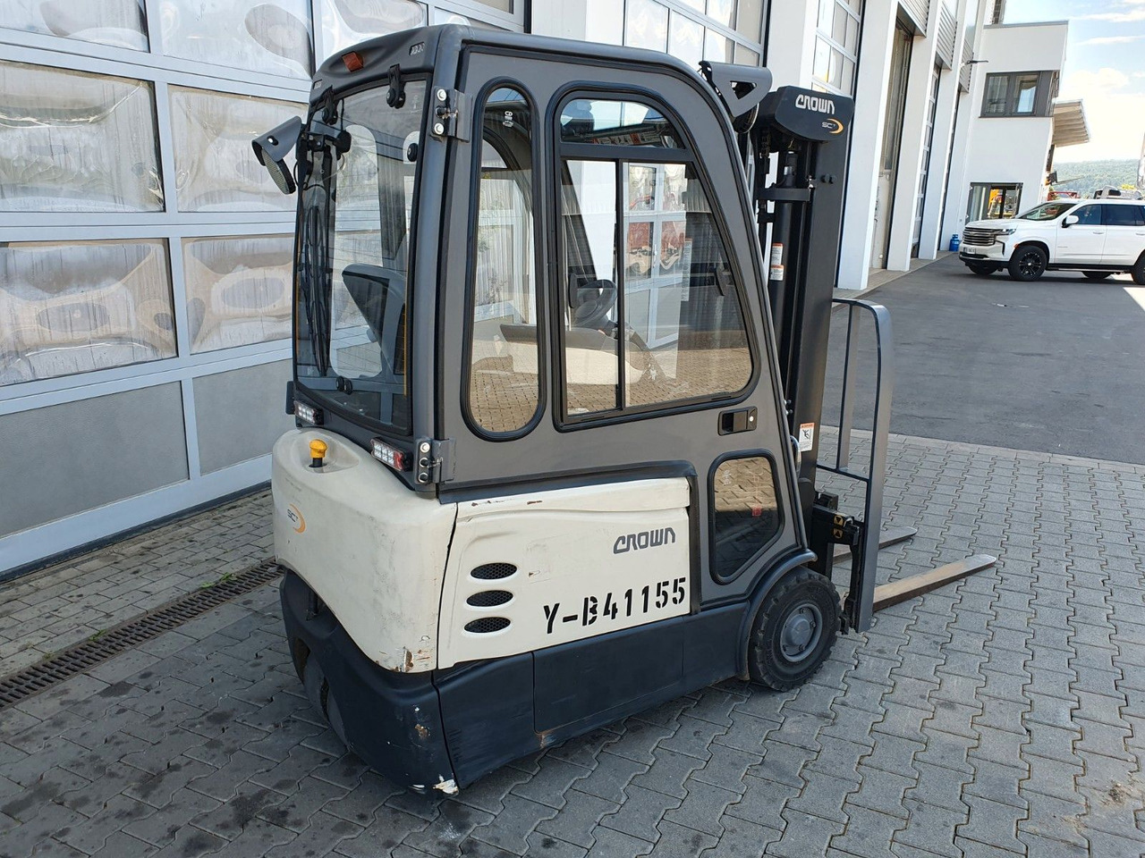 Crown SCT6020-1.3 / Triplex 4,3m / 2.658h / 2020 - Forklift listrik: gambar 3 Crown SCT6020-1.3 / Triplex 4,3m / 2.658h / 2020 - Forklift listrik: gambar 3