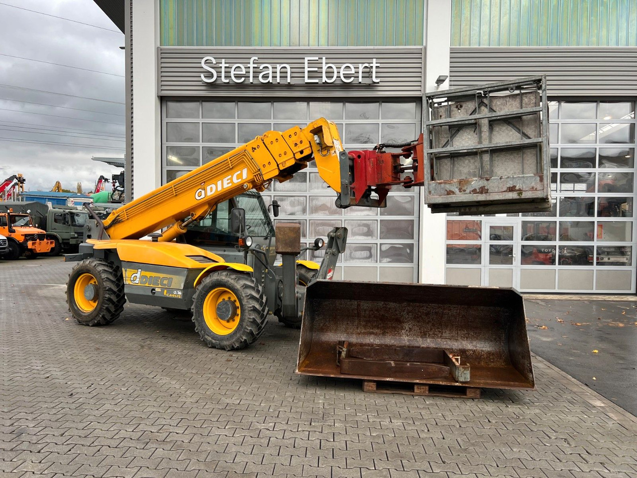 Dieci Icarus 40.16 ET 166 / 4.238 h / 2003 - Wheel loader: gambar 1 Dieci Icarus 40.16 ET 166 / 4.238 h / 2003 - Wheel loader: gambar 1