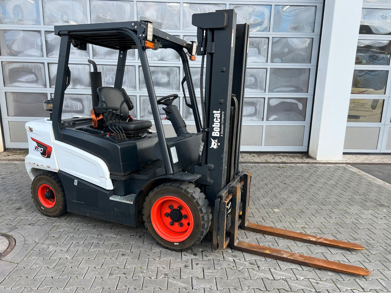 Doosan D30NXS / nur 482h! / 12.2023 / SS - Forklift listrik: gambar 2 Doosan D30NXS / nur 482h! / 12.2023 / SS - Forklift listrik: gambar 2