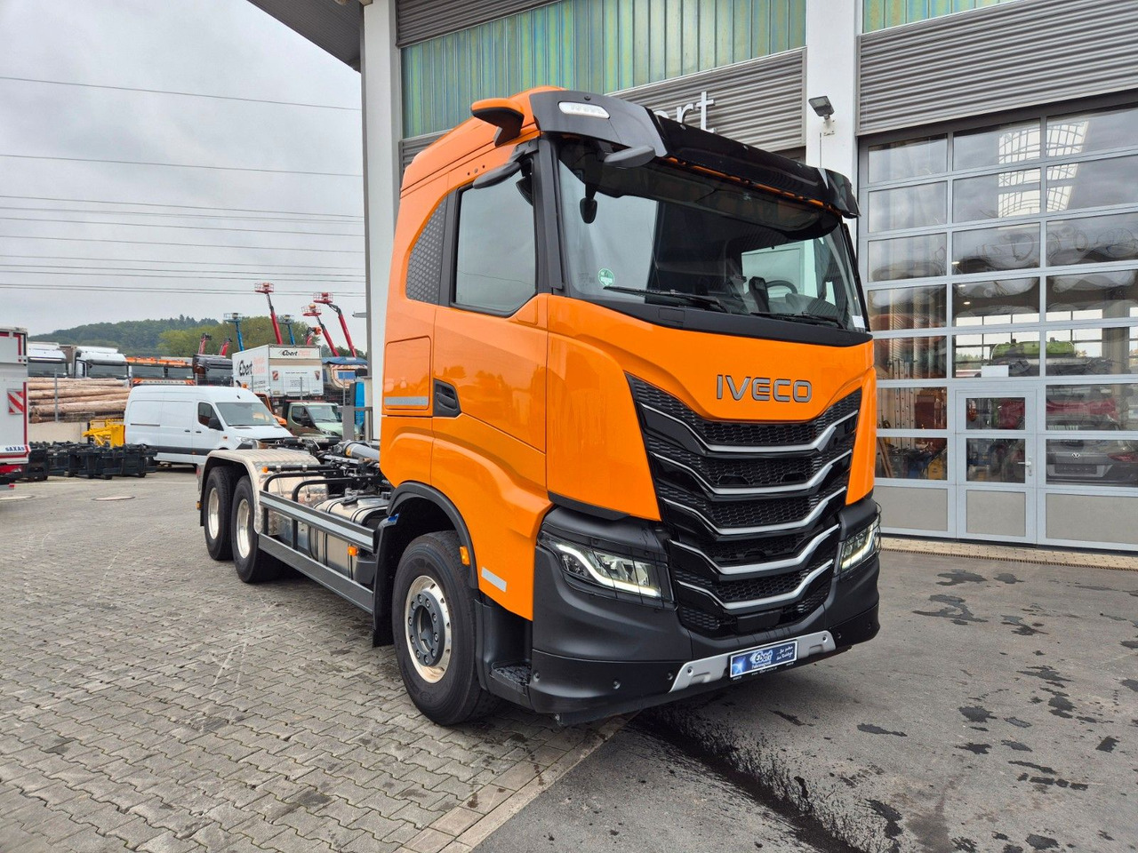 Iveco AS300X58Z/P HR ON+ 6x4 Meiller RS21.60 Funk AHK - Hook lift: gambar 4 Iveco AS300X58Z/P HR ON+ 6x4 Meiller RS21.60 Funk AHK - Hook lift: gambar 4