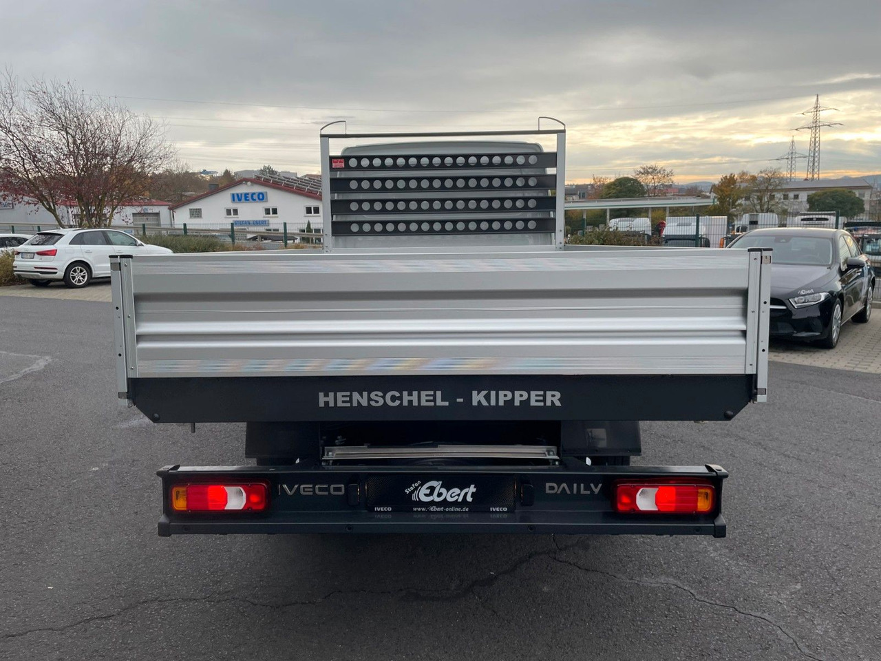 Van jungkit Iveco Daily 35C14 A8 *R3.450mm*Automatik* 7x vorhanden: gambar 7