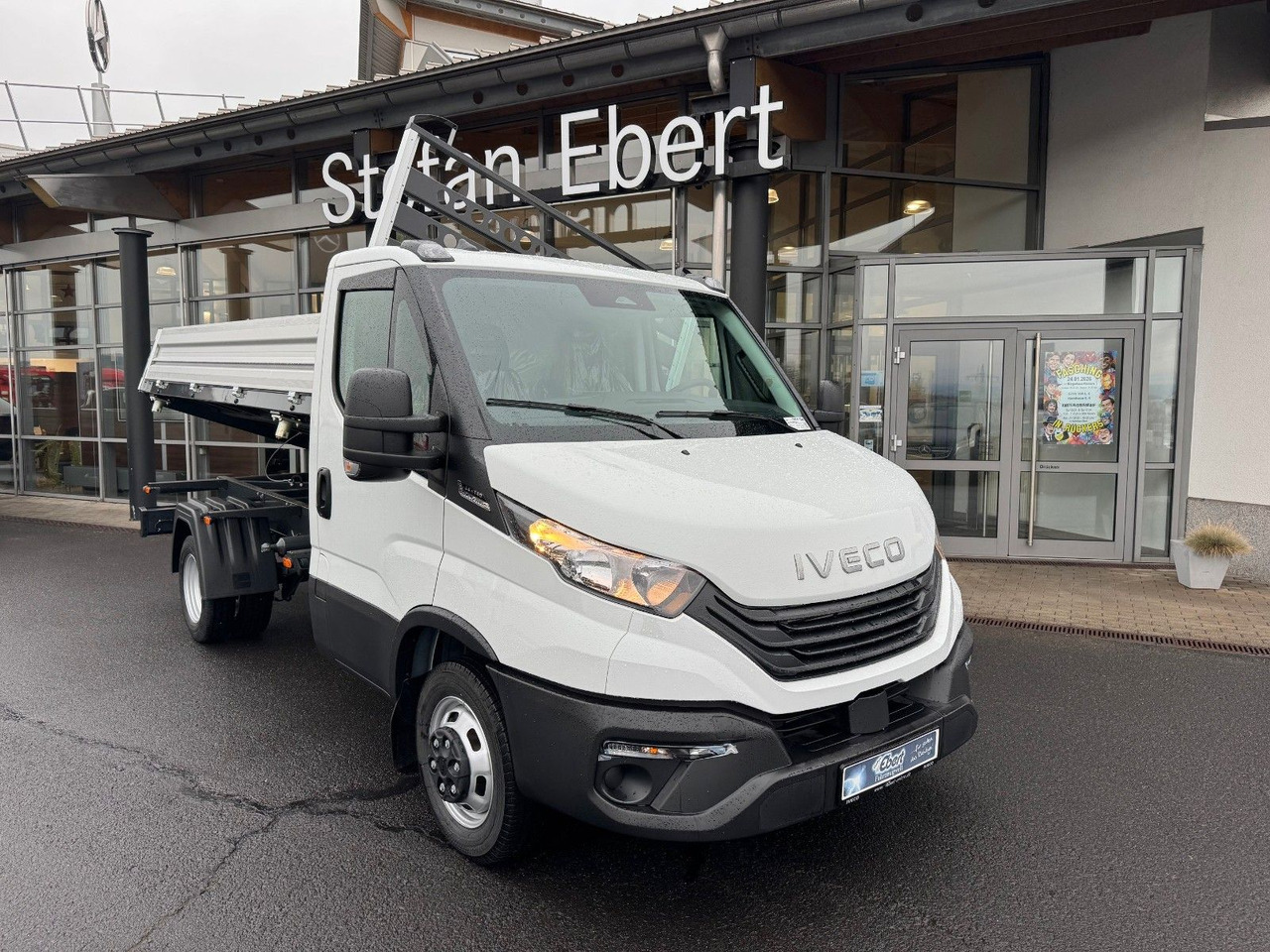 Iveco Daily 35C14 A8 *R3.450mm*Automatik*Kamera* - Van jungkit: gambar 1 Iveco Daily 35C14 A8 *R3.450mm*Automatik*Kamera* - Van jungkit: gambar 1