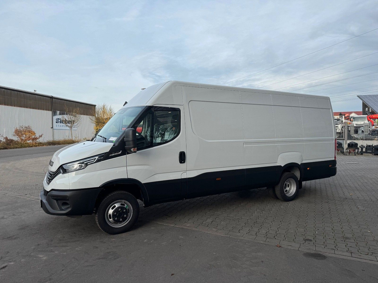 Iveco Daily 35C21 HA8 *R4.100mm*AHK*LED*Automatik* - Van panel: gambar 4 Iveco Daily 35C21 HA8 *R4.100mm*AHK*LED*Automatik* - Van panel: gambar 4